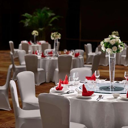 Hilton Jiaxing Hotel Exterior photo