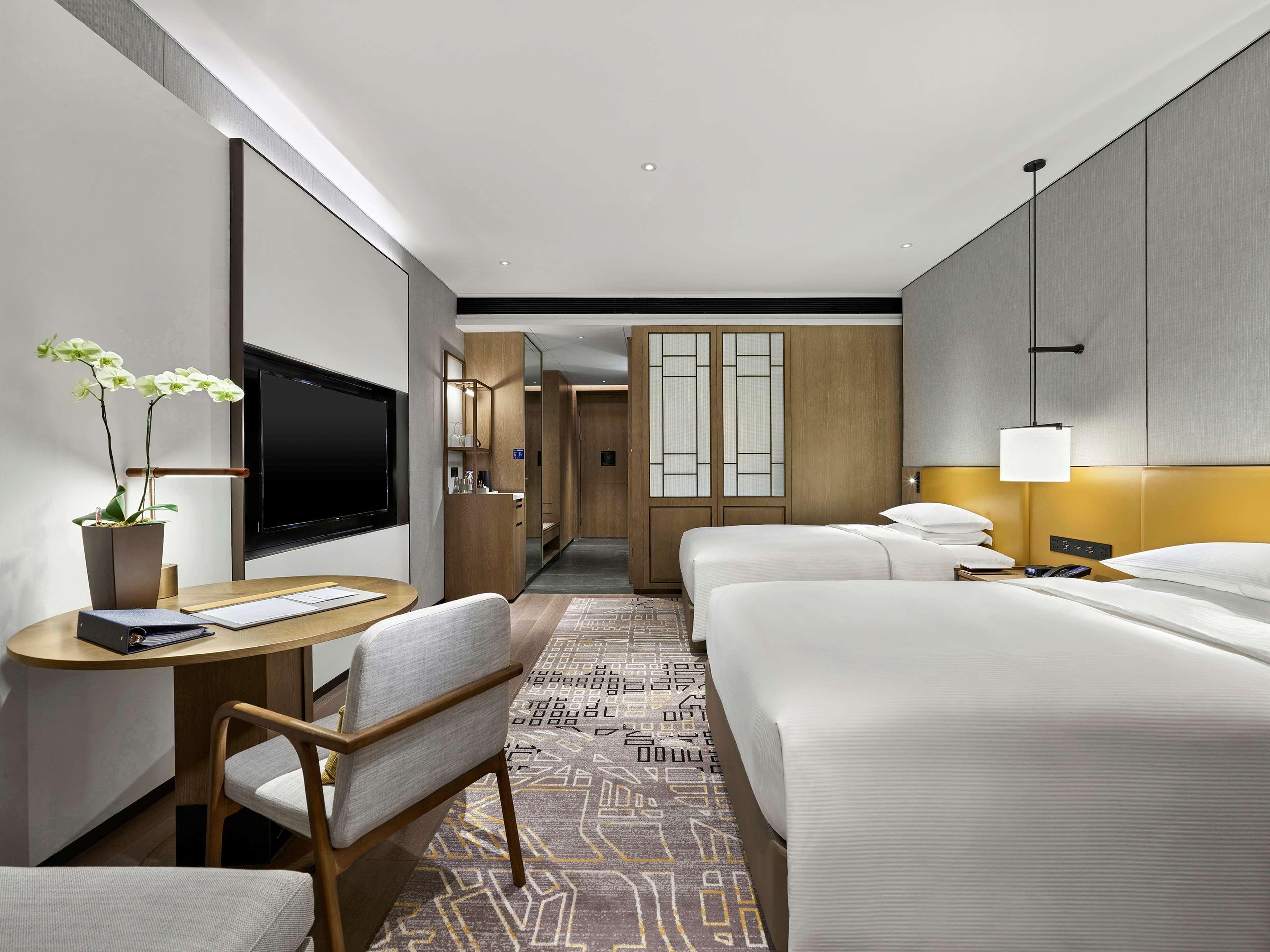 Hilton Jiaxing Hotel Exterior photo