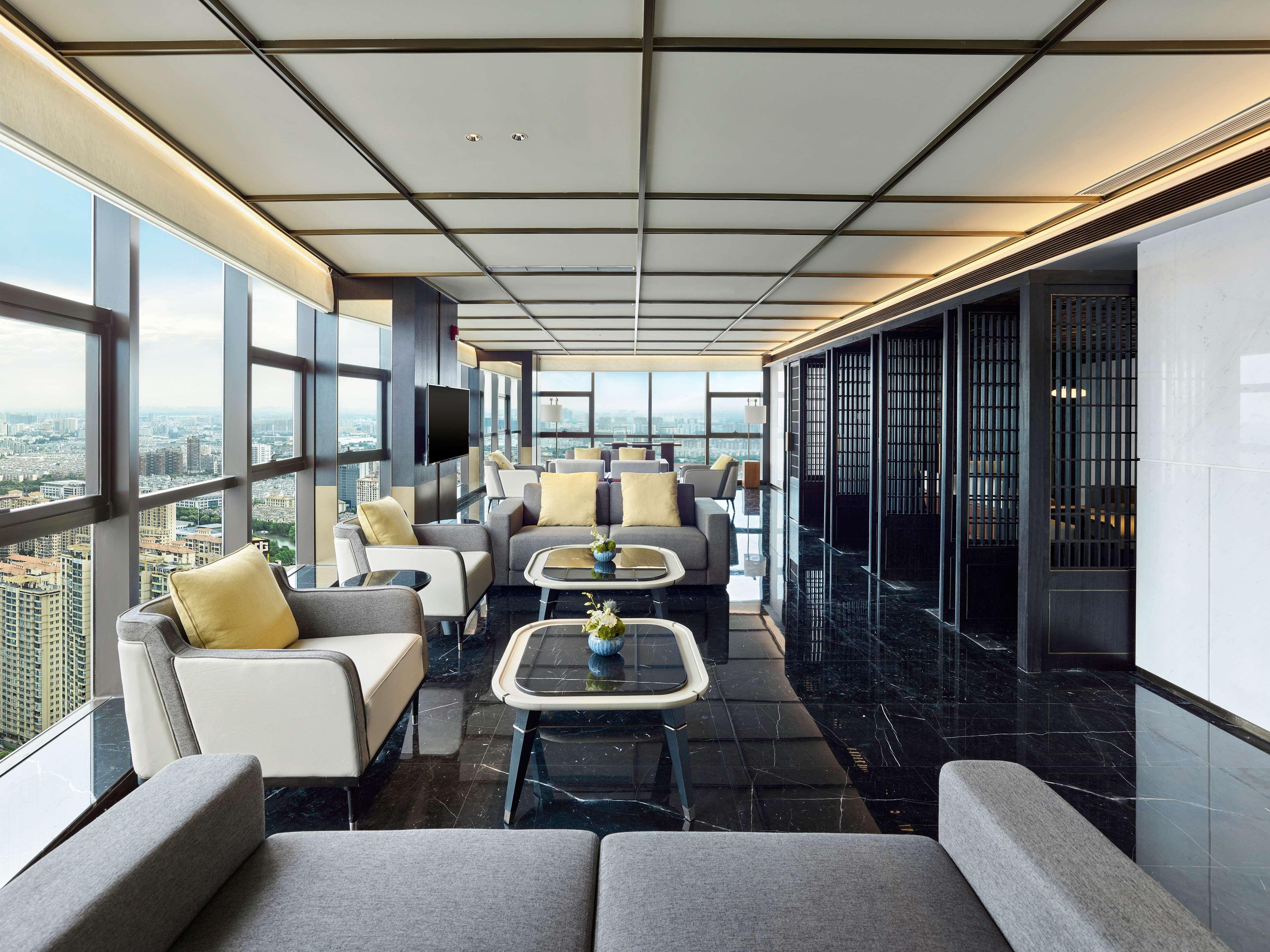 Hilton Jiaxing Hotel Exterior photo